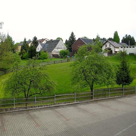 Landhotel Goldener Becher Limbach-Oberfrohna ภายนอก รูปภาพ